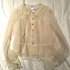 Beautiful Victorian style sheer cream CHANEL blouse. Size 40/ US 8